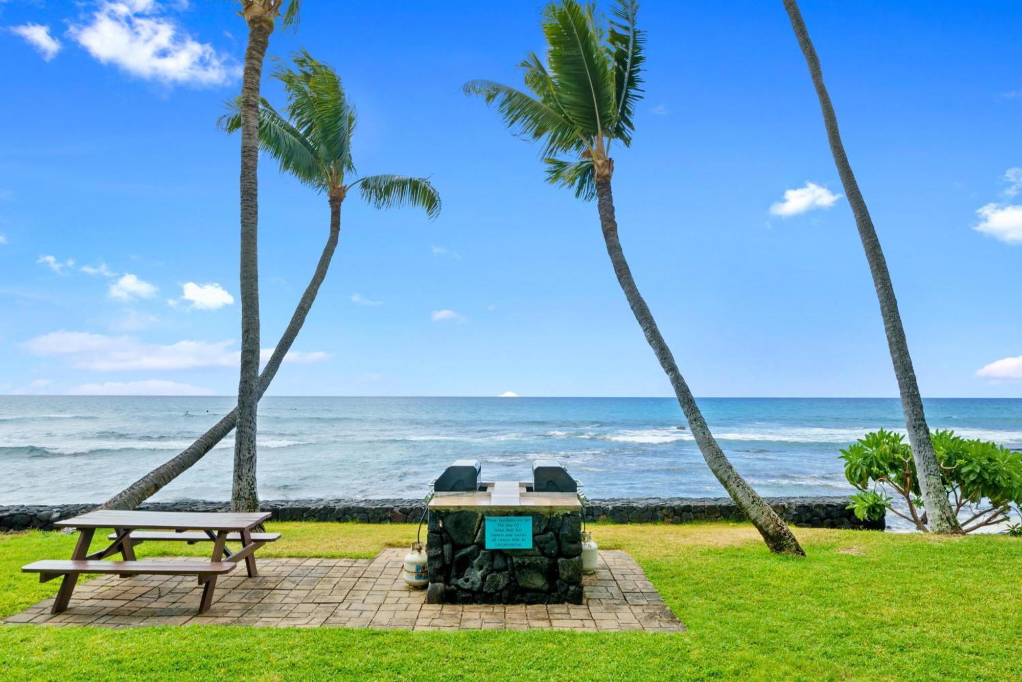 Castle Kona Bali Kai Apartment Kailua-Kona Exterior photo